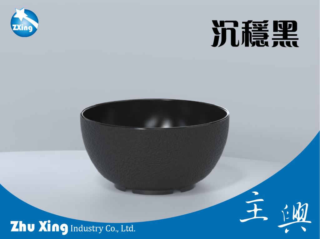 F103 缽形塑膠花盆，上口外徑 22 公分、高 11.4 公分、底部直徑 11.24 公分。 寬口缽形設計提供充足的組盆空間，適合 3 株蝴蝶蘭組盆，也可搭配園藝植栽與花藝設計使用。